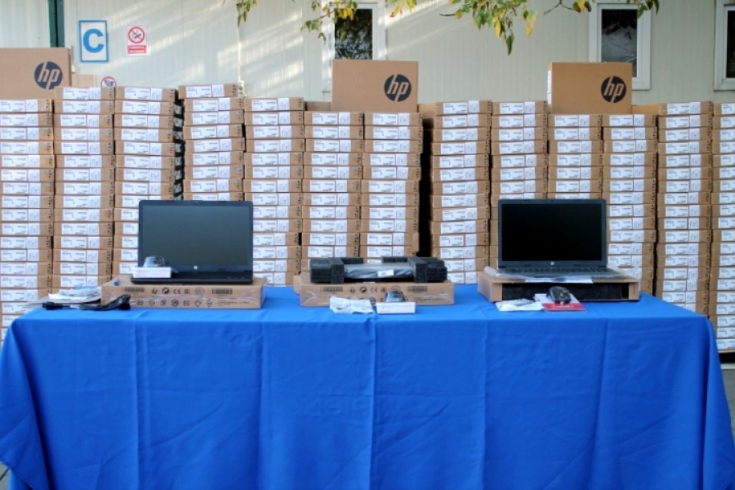 125 новых ноутбуков для учебных заведений Гагаузии